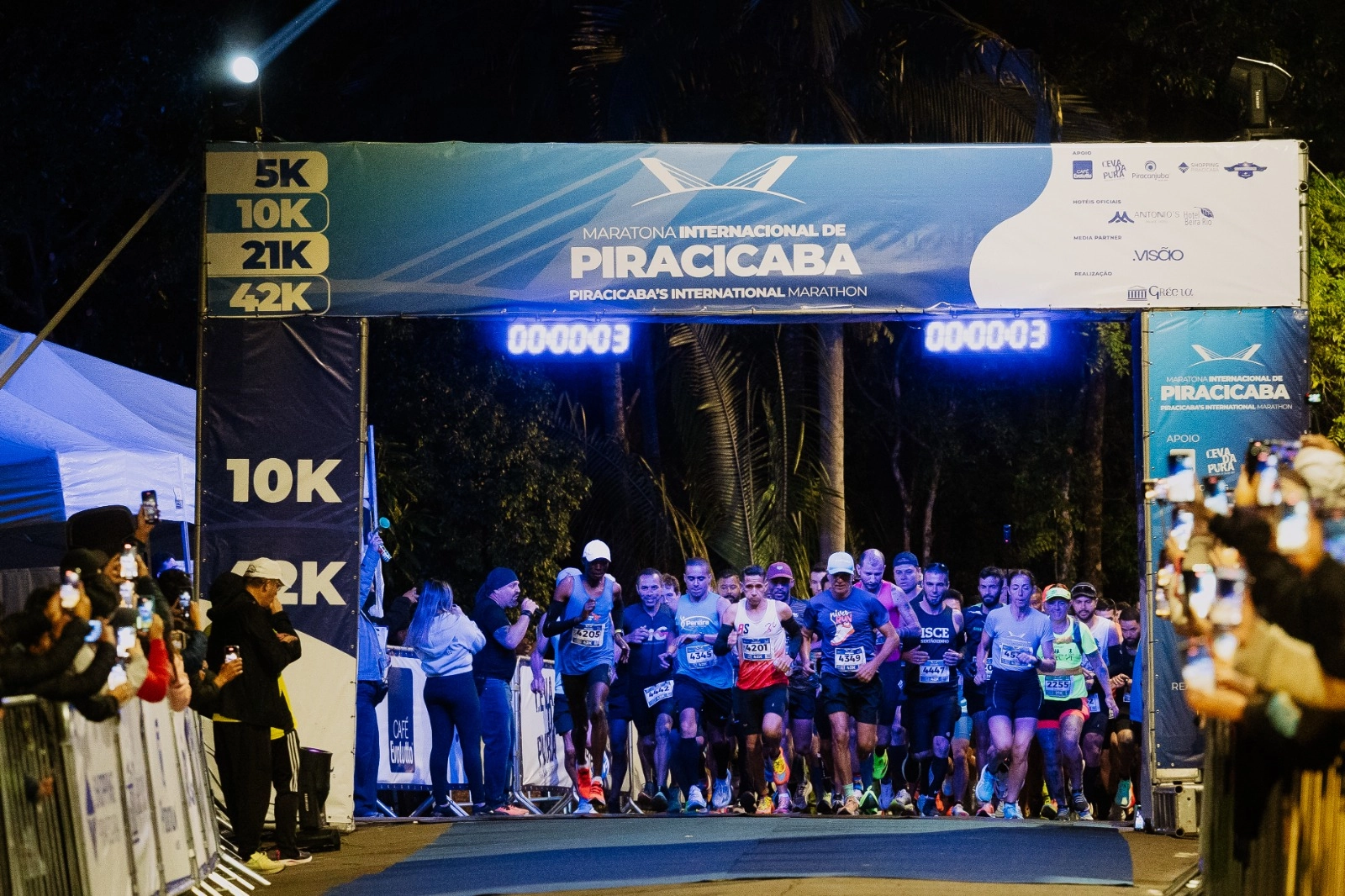 Maratona Internacional contará com a presença de atletas de quatro países e quase 200 cidades