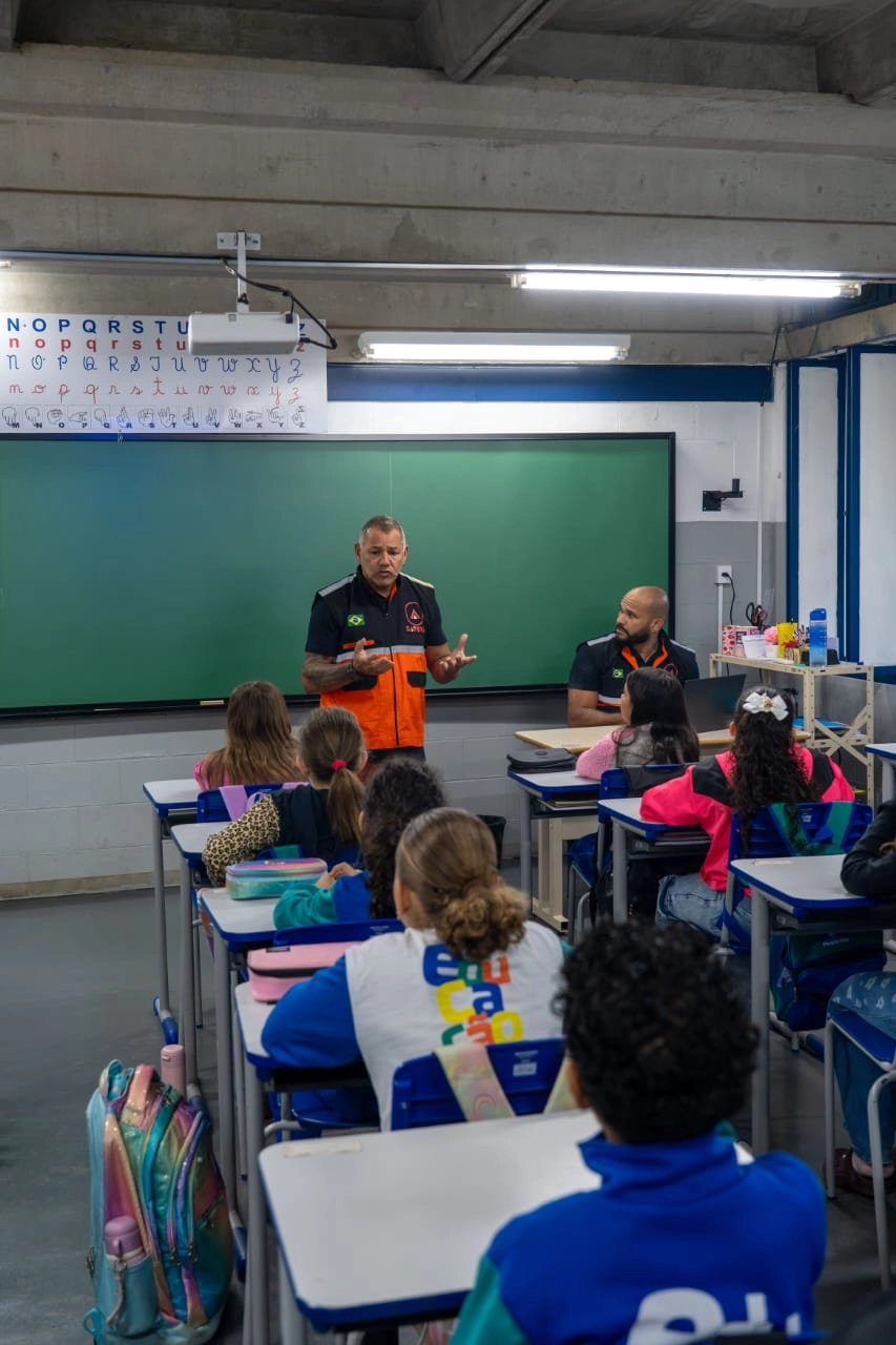 Raízen cria Brigada Mirim para levar educação sobre prevenção de incêndios a mais de duas mil crianças