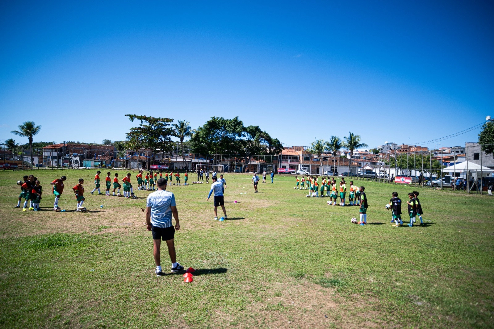 Projeto reúne 400 crianças em dois dias de formação esportiva em Abrantes