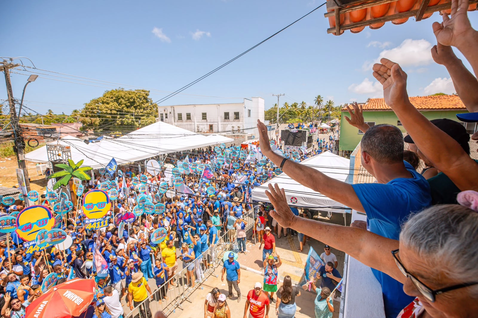 O domingo foi 13, mas nos desfiles cívicos de Camaçari prevaleceu 44