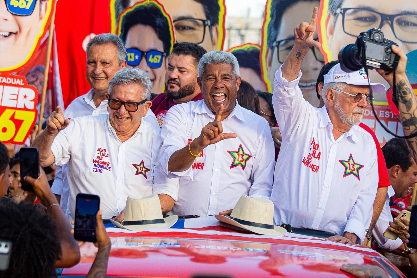 Tagner acompanha caminhada com 20 mil pessoas e destaca força do Time de Lula em Camaçari