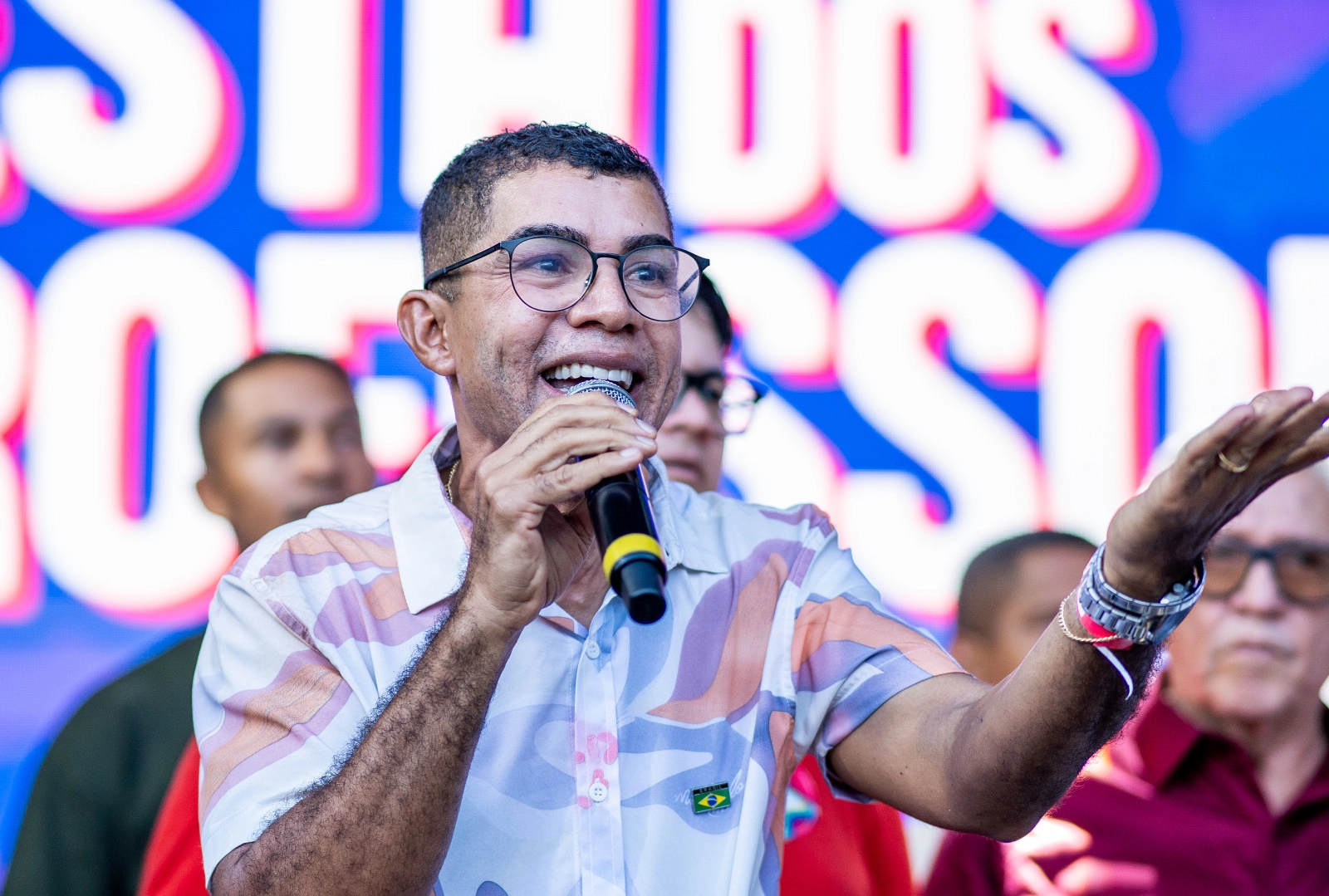 Camaçari celebra Dia do Professor com homenagem aos profissionais da rede pública municipal