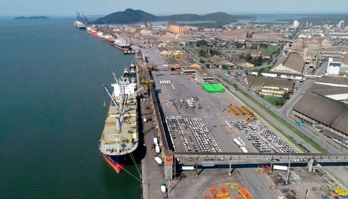 Exportações paranaenses crescem 12,7% em julho e chegam a US$ 14,3 bilhões em 2026