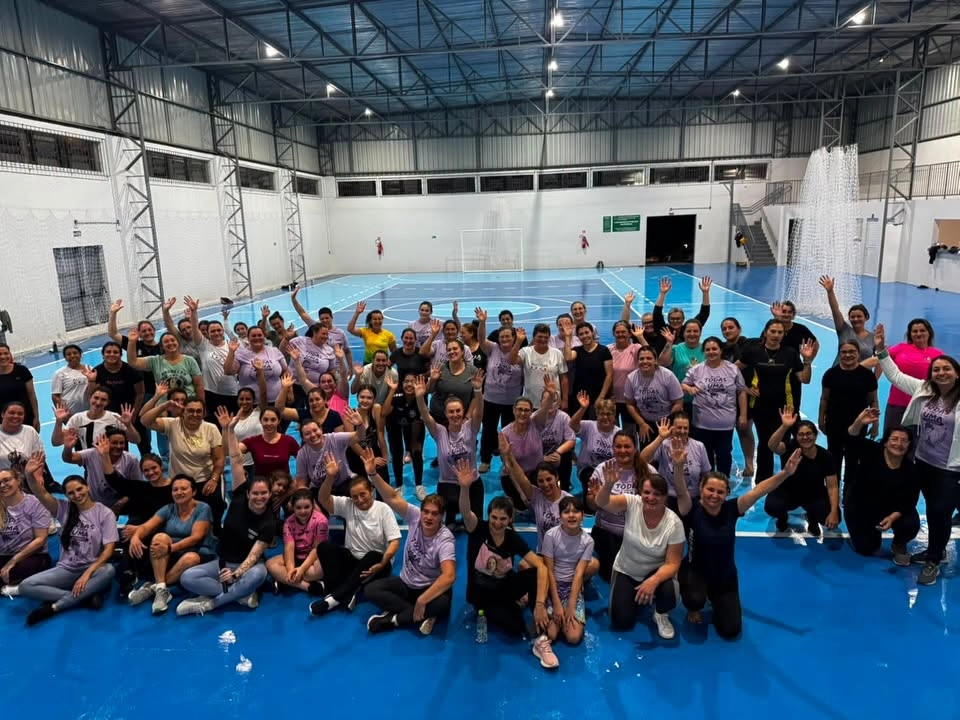 Aulas gratuitas de Fit Dance em Nova Laranjeiras