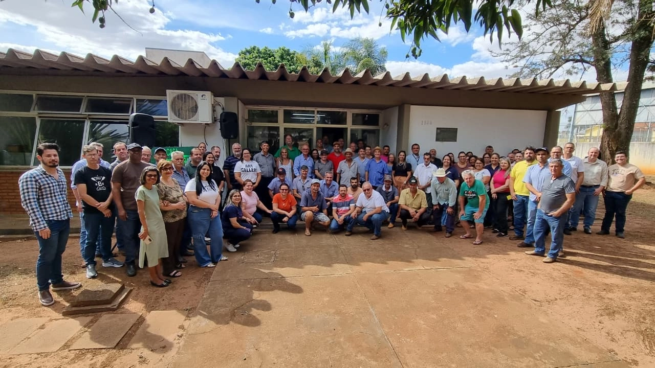 Casa da Agricultura é reaberta em Palestina após restabelecimento de convênio