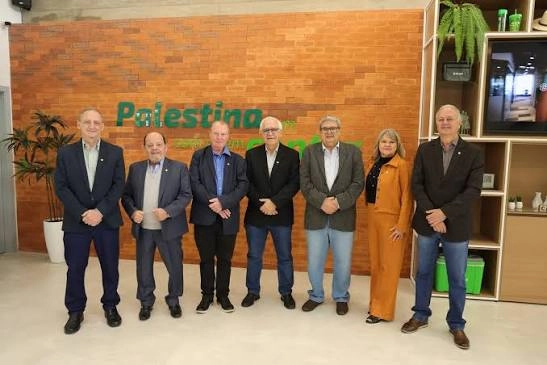 Sicredi inaugura nova agência em Palestina com espaço moderno e até biblioteca
