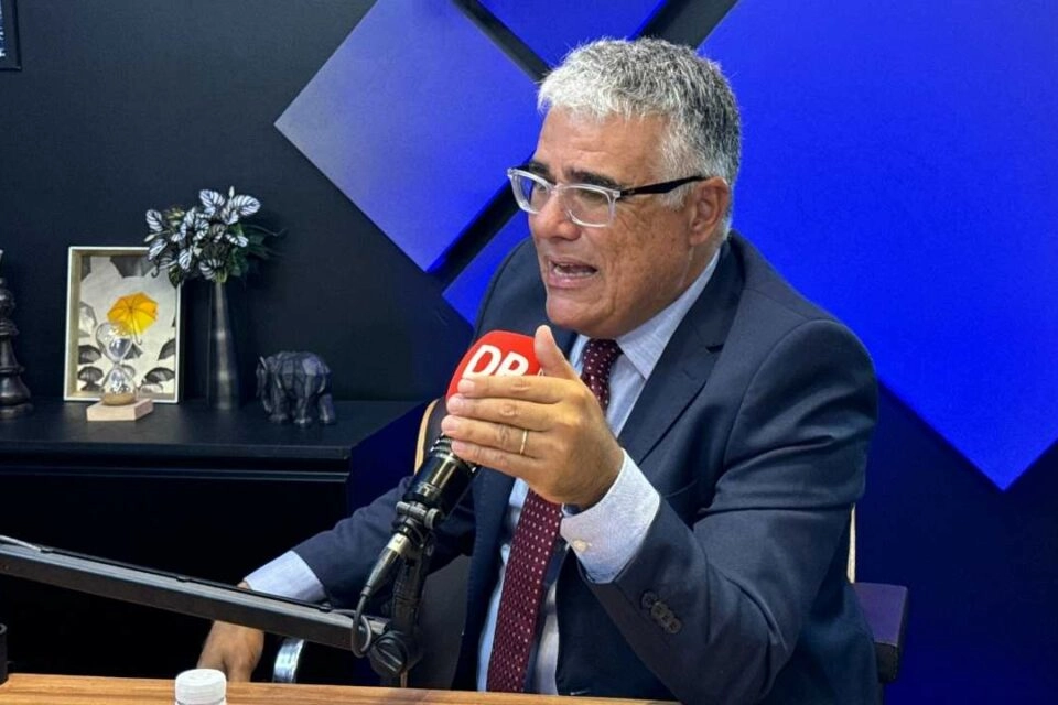 Girão diz que Michelle foi corajosa ao rejeitar apoio a Ciro e critica acordo do PL