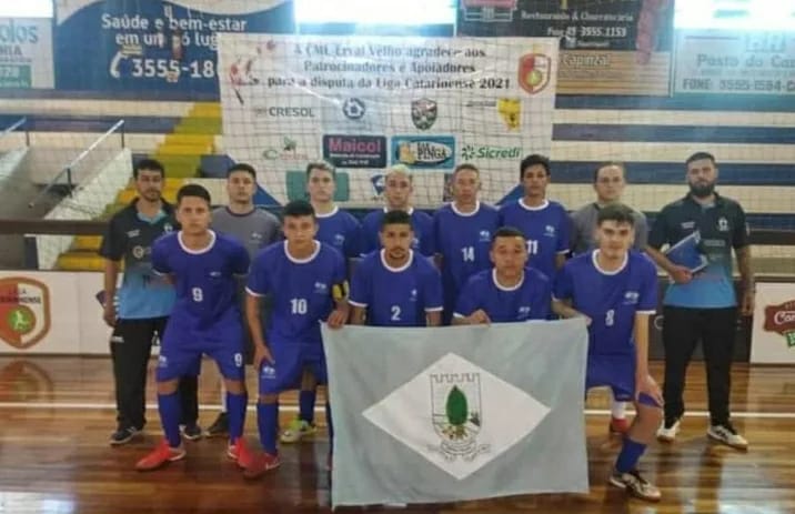 Técnico comenta a estreia do time de Erval velho na Liga Catarinense de Futsal     No domingo (08), o time de Erval Velho estreou na Liga 