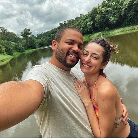 Esposa de Projota repudia atitudes de Karol e torce para marido abrir olhos