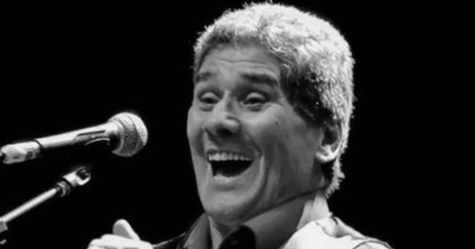 Izael Caldeira, músico do Demônios da Garoa, morre de covid-19