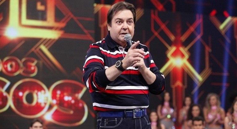 Globo se manifesta sobre saída de Fausto Silva após 32 anos