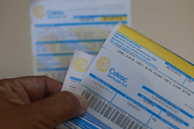 Parceria entre Celesc e Procon possibilita parcelamento de dívidas em até 24 vezes