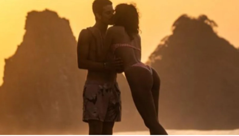 Bruna Marquezine assume namoro com Enzo Celulari