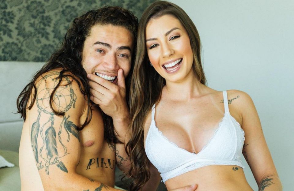 Whindersson Nunes e Maria Lina revelam nome do primeiro filho