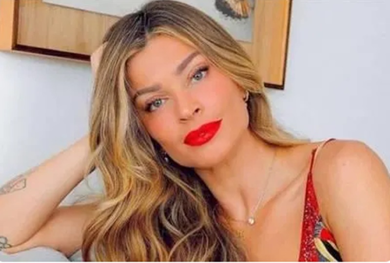 Grazi Massafera nega pedido de foto a fã em shopping e desabafa: 'Não estou bem'