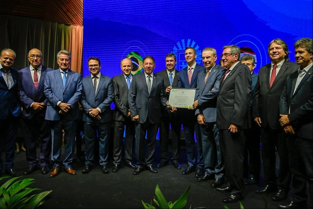 ALEMS homenageia presidente do Paraguai e reafirma parceria institucional entre os países