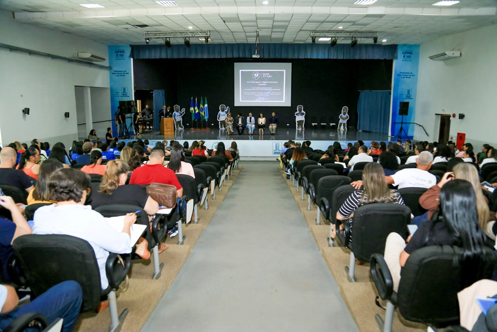 Corumbá sedia encontro regional para qualificação das equipes do SUAS