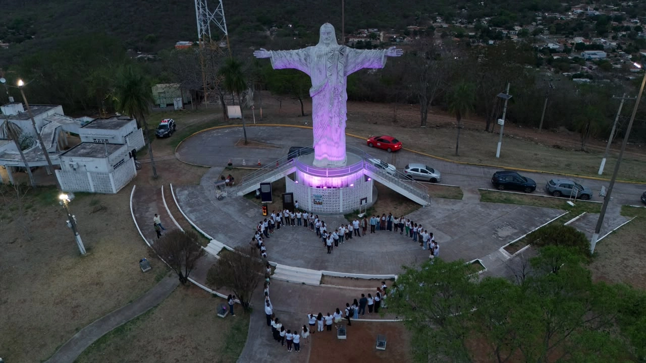 Ato no Cristo Rei do Pantanal simboliza compromisso de Corumbá com a Primeira Infância
