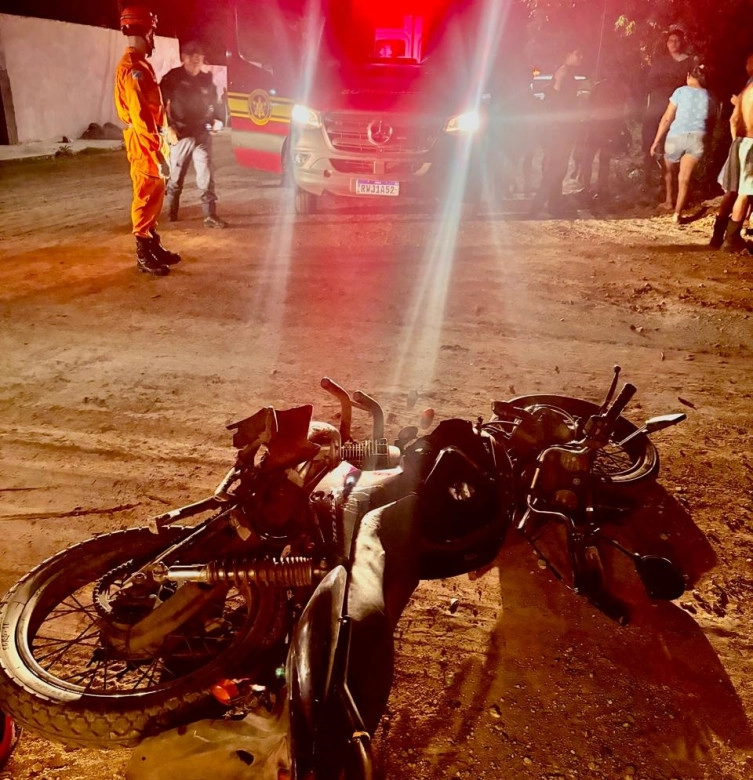 Idoso fica ferido em colisão entre moto e carro em Ladário  MS