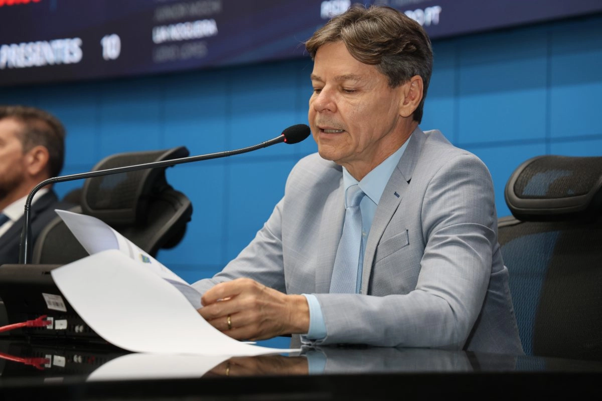 Articulação de Paulo Duarte garante avanço para construção de casas populares em Corumbá MS