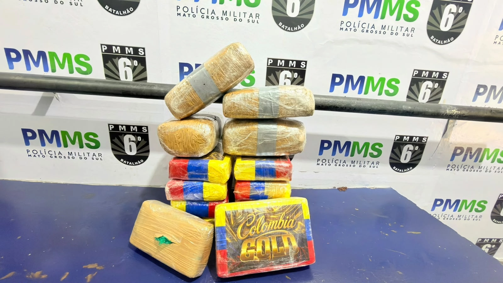 Pmms apreende quase 15 kg de drogas e prende mulher na rodoviária de Corumbá MS
