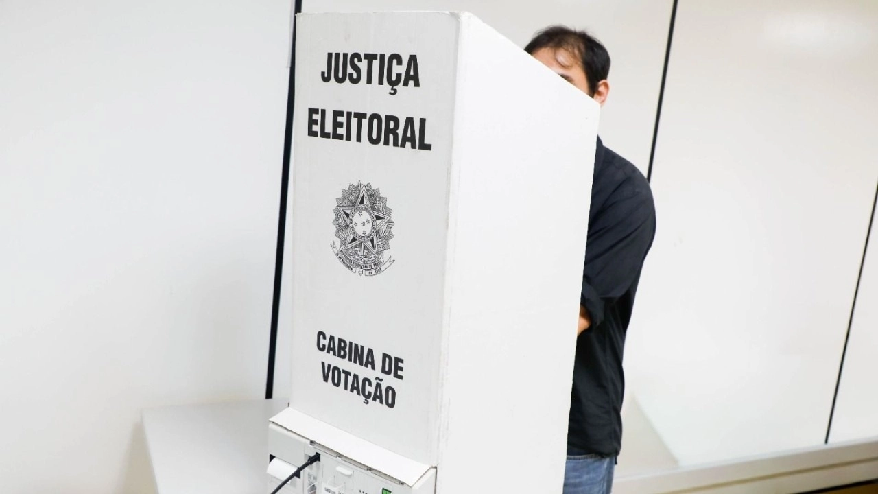 Primeiro turno de 2026 tem maior abstenção desde 1998 com mais de 33 milhões ausentes