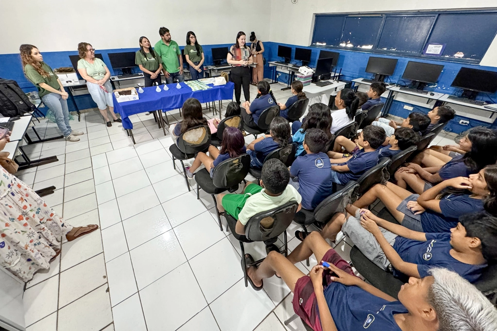 Oficina de plantio de sementes leva educação ambiental a alunos de Corumbá MS
