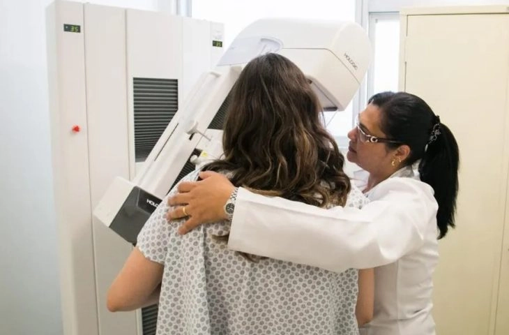 Outubro Rosa: campanha reforça importância da prevenção e do diagnóstico precoce do câncer de mama