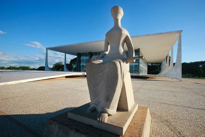 Supremo decide que municípios não podem cobrar IPTU com alíquota maior por causa do tamanho do imóvel