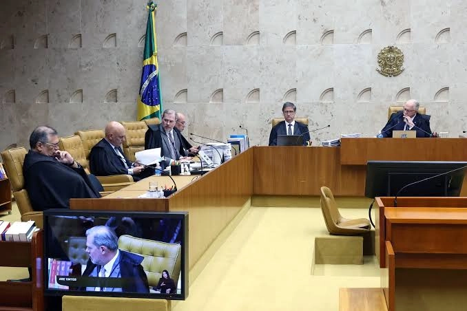 Ficha Limpa e uberização: as pautas que podem ficar travadas pela crise do STF