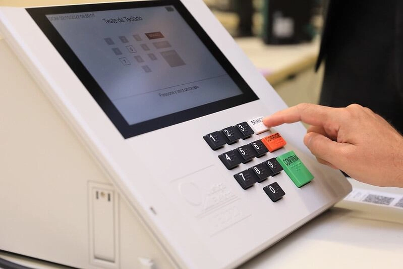 ELEIÇÕES 2026: Prazo para solicitação de 'voto em trânsito' vai até dia 20 deste mês
