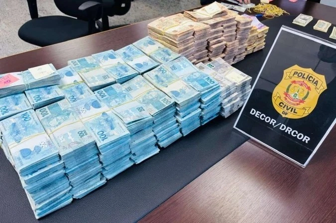 OPERAÇÃO CEDRO DE OURO: Polícia Civil apreende R$ 1,8 milhão em investigação de lavagem de dinheiro