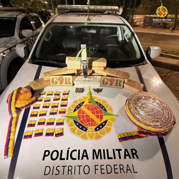 SÃO PAULO-PIAUÍ, PASSANDO POR AQUI: PM-DF prende passageiro com drogas em 'buzão'