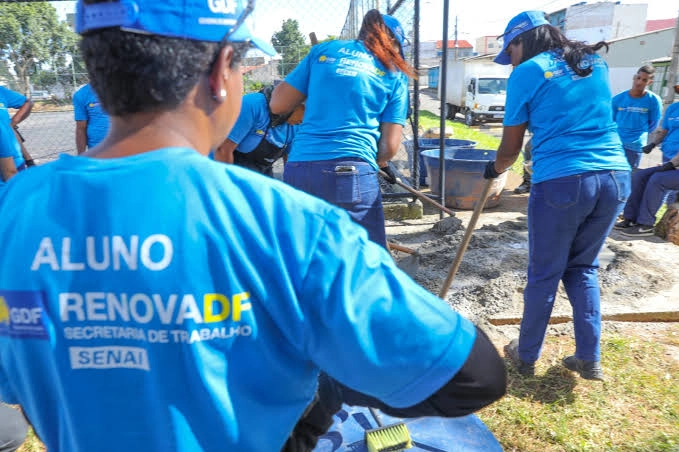 "RENOVA DF": Programa de qualificação profissional abre 1.500 vagas com bolsa e cota para mães atípicas