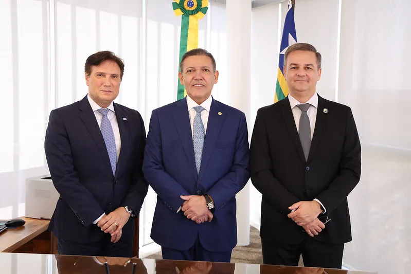 ELEIÇÕES 2026: TSE, CEB e Terracap assinam acordo para consumo de energia solar