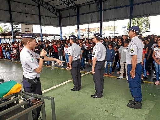 ESCOLAS CÍVICO-MILITARES: 'Pesquisa Quaest' aponta que 78% são a favor da ampliação da modalidade