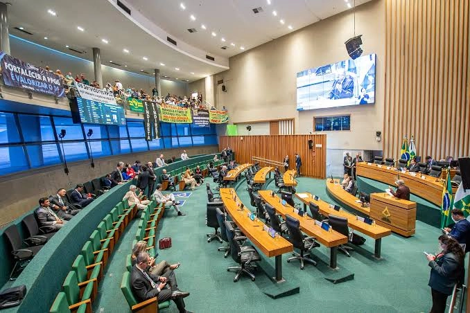 ELEIÇÃO PARA DISTRITAL: Muitos brasilienses ainda não decidiram em quem votar para deputado