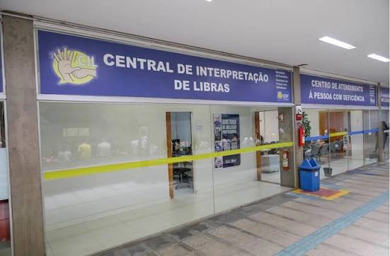 'CIL' ON LINE: Ampliado o acesso de pessoas surdas aos serviços públicos do Distrito Federal