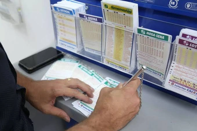 MEGA-SENA: Duas apostas de Brasília acertam a quina e levam R$ 32 mil cada