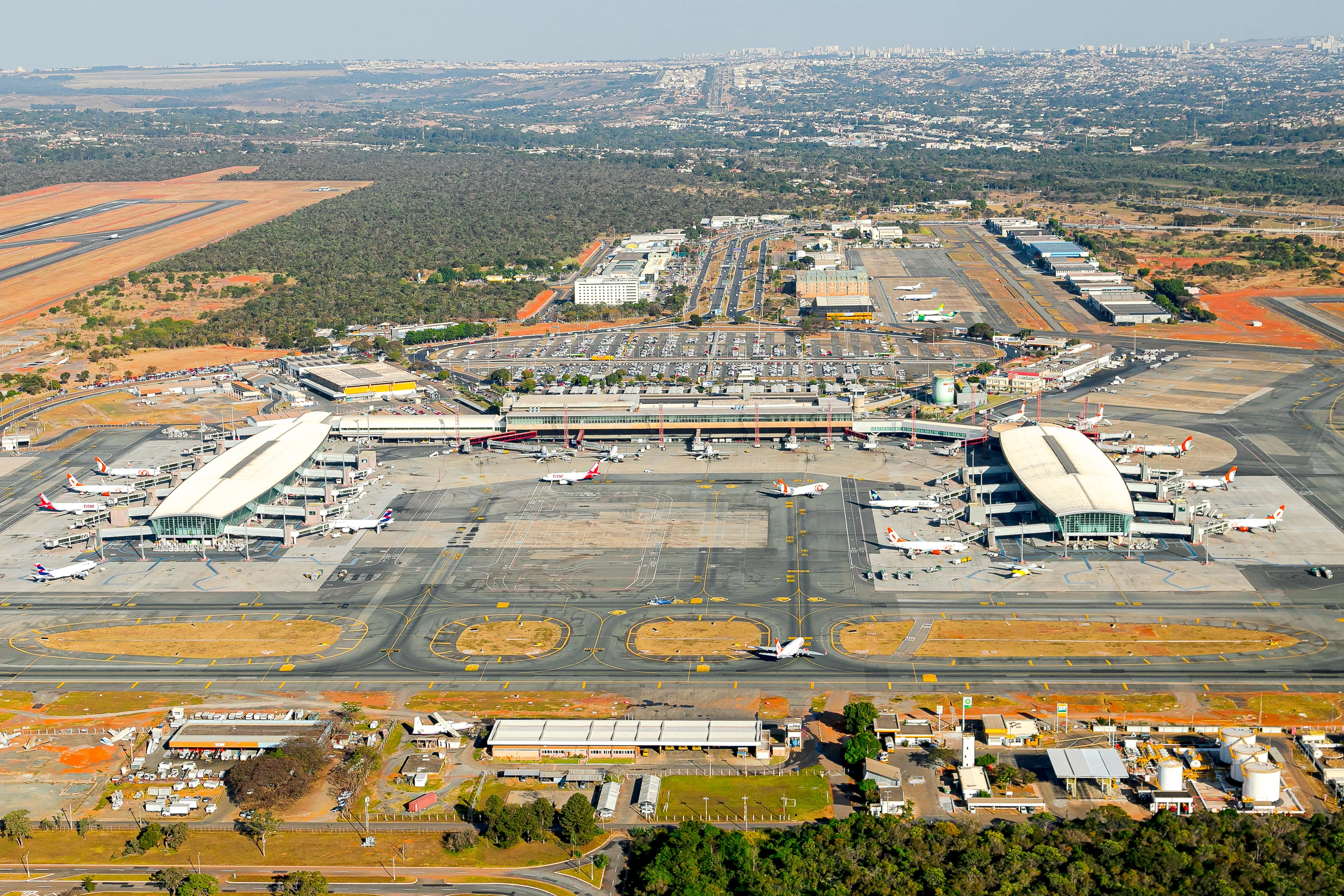 AEROPORTO JK: Leilão do terminal aéreo de Brasília, o “filé com osso”, atrai suíços e argentinos