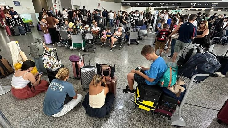 TRANSPORTE AÉREO: ANAC muda regras em caso de atrasos e cancelamentos de voos