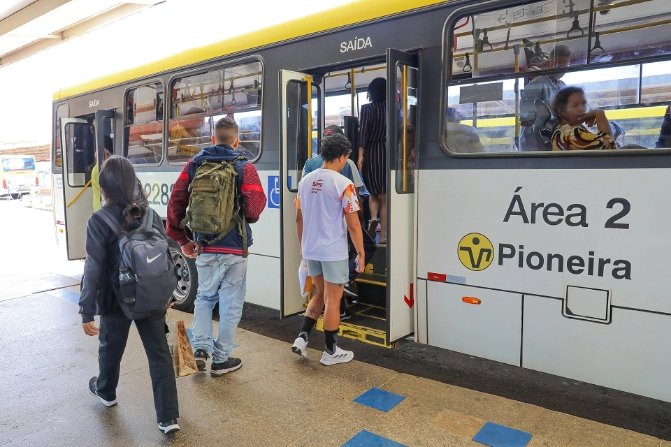 VOTAÇÃO NO DOMINGO: Grande Brasília terá reforço na frota e passe livre nos ônibus