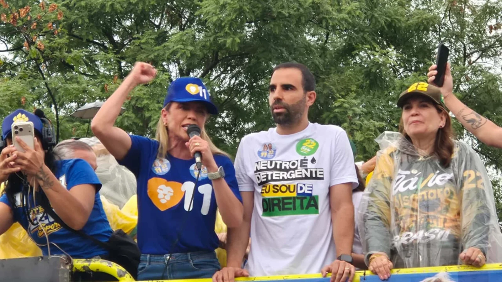 FINAL DE SEMANA: Michelle e Bia pedem votos e esclarecem confusão entre candidatos em Brasília