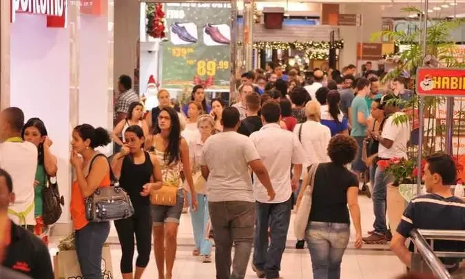 COMÉRCIO NO DOMINGO: Lojas de rua e shoppings de Brasília manterão funcionamento no dia de votação
