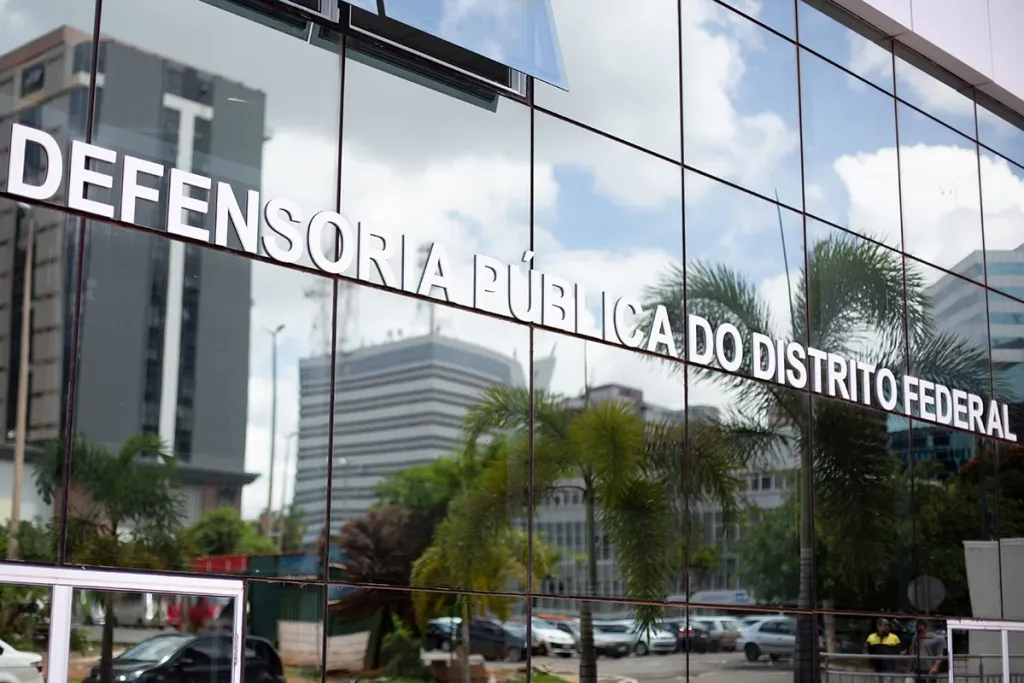 SALÁRIO DE R$ 11.500: Defensoria Pública distrital publica edital de concurso com inscrições a partir de dezembro