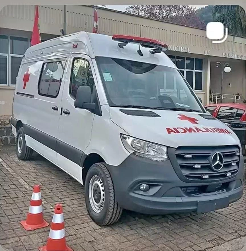 Prefeitura Municipal adquire nova ambulância para reforçar o atendimento da Secretaria de Saúde