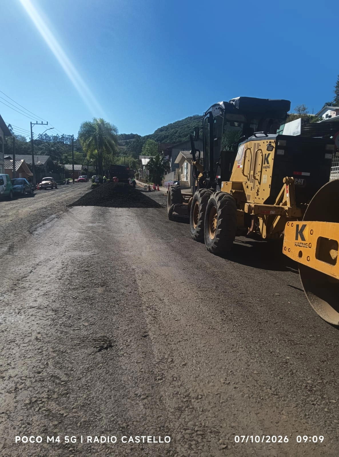 ALERTA AOS MOTORISTAS: Obras nas proximidades do Posto de Saúde deixam a Av. 17 de Fevereiro em meia pista