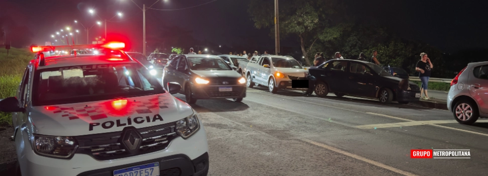 ENGAVETAMENTO ENVOLVE CINCO VEÍCULOS NA RODOVIA LUIZ DE QUEIROZ EM PIRACICABA