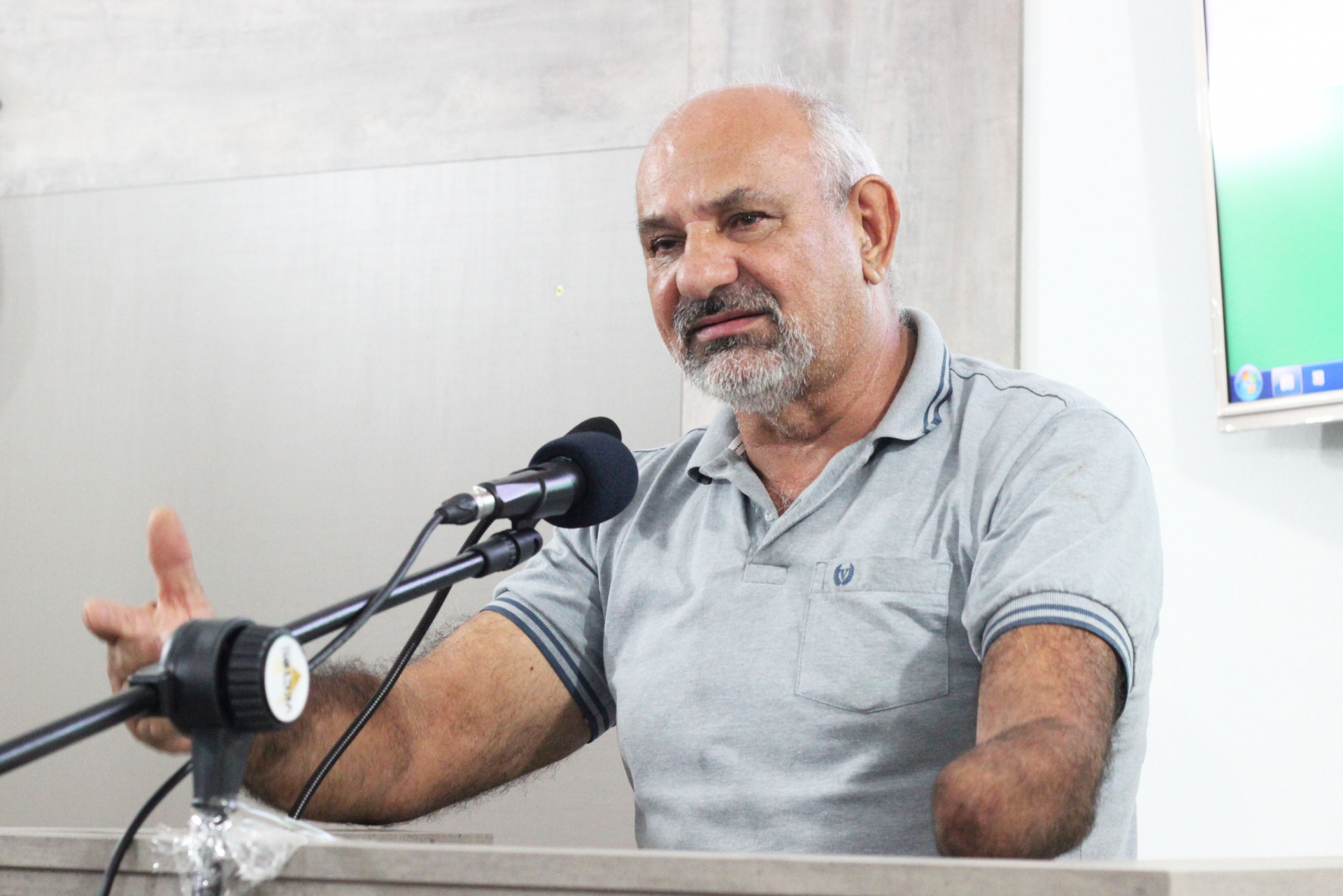 Zé Toquinho agradece pelo terceiro mandato