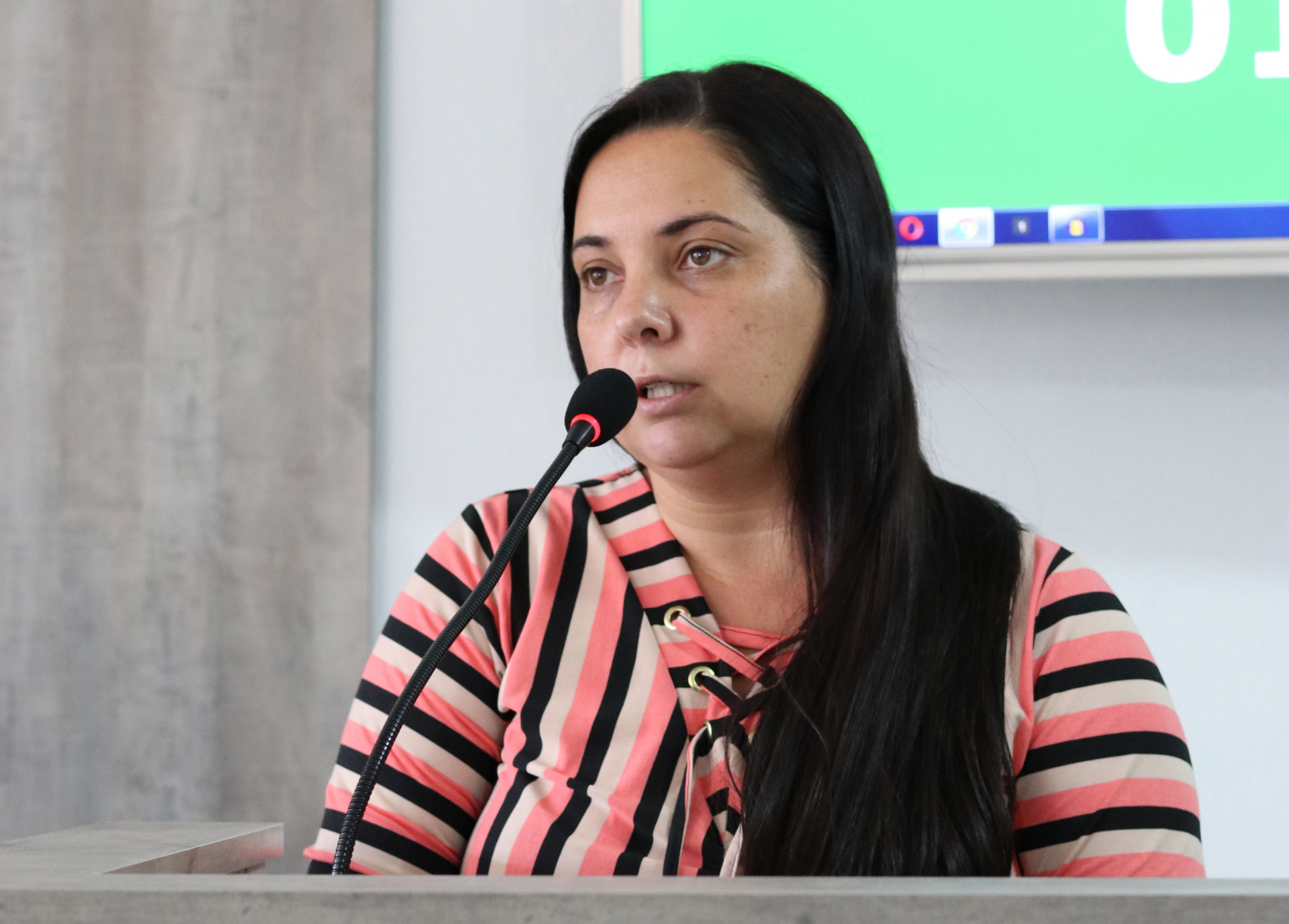 Fátima: “Veículos da Saúde têm que buscar os pacientes mais perto de casa”